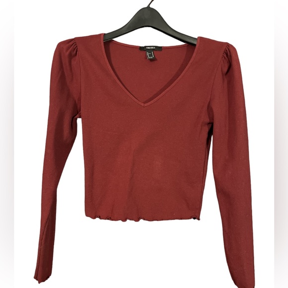 Forever 21 Tops - Forever 21 Women’s Burgundy Shirt Medium